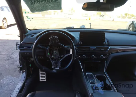 2018 Honda Accord Sport 2.0T from USA, damaged, VIN 1HGCV2F39JA041476